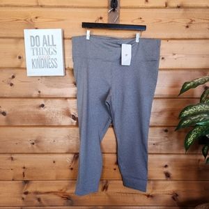 Fabletics 🌻 NWT High Waisted PowerHold 7/8 Gray Compression Leggings Plus Sz 4X